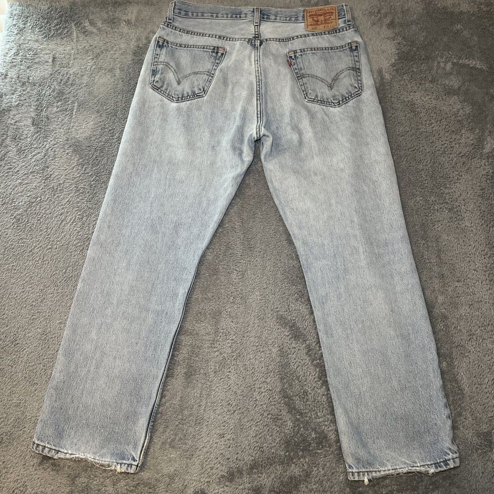 Levi's Regular Fit 505 Mens SZ W36 L30 Denim Jeans Light Blue Wash Straight Fit - Picture 8 of 12